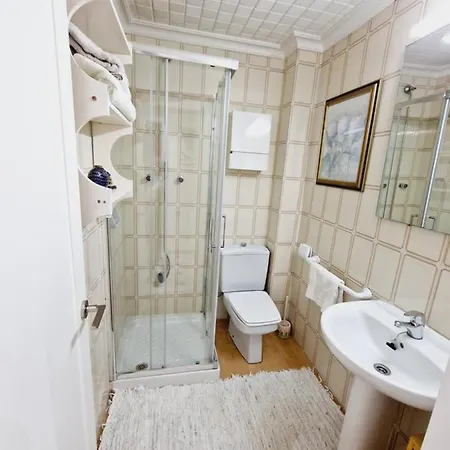 Arenales Edificio Bahia Apartamento